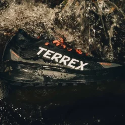 Agravic Gore-Tex Trail Running Shoes
