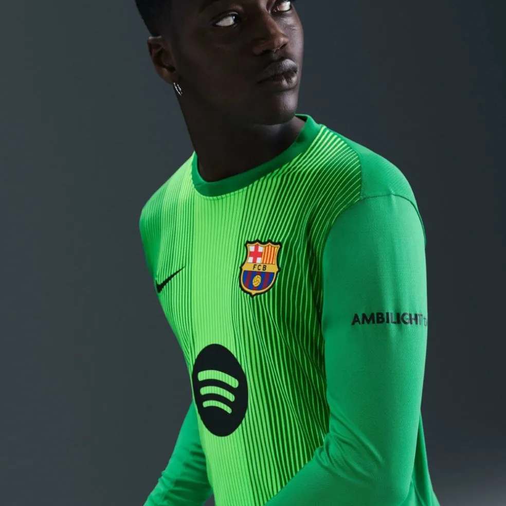 Barcelona Long Sleeve Goalkeeper Shirt 2025 2026 Mens