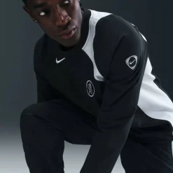 Chelsea T90 Crew Sweater Mens