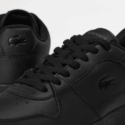 Court Ace Sneakers