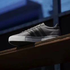 Daily 4.0 Shoes Adults