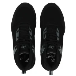Diverse Basketball Trainers Mens