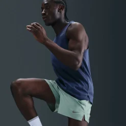 Dri-FIT Challenger Men's 5 Brief-Lined Versatile Shorts