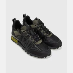 Fearia Hex-Tech Trainers