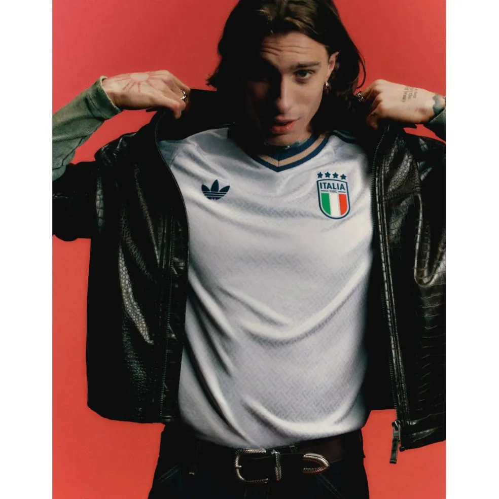 Italy Authentic Away Shirt World Cup ™ 2026 Adults