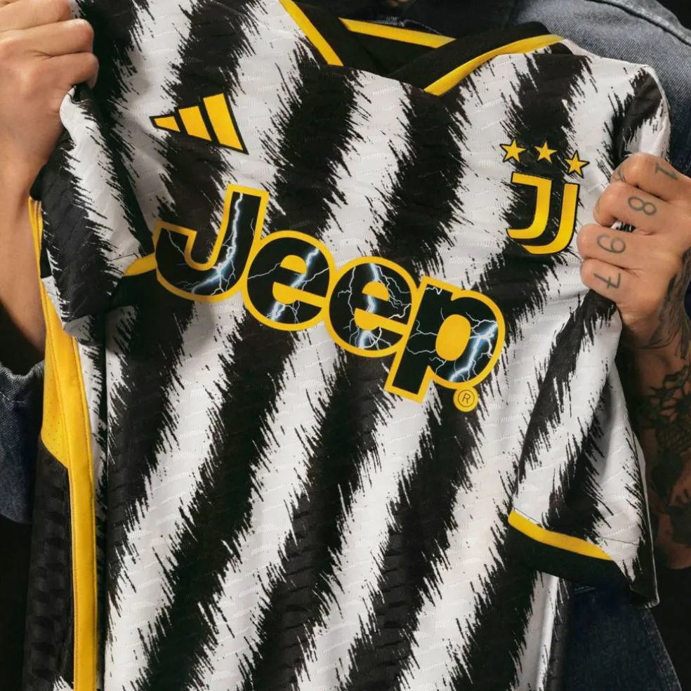Juventus Authentic Home Shirt 2023 2024 Adults