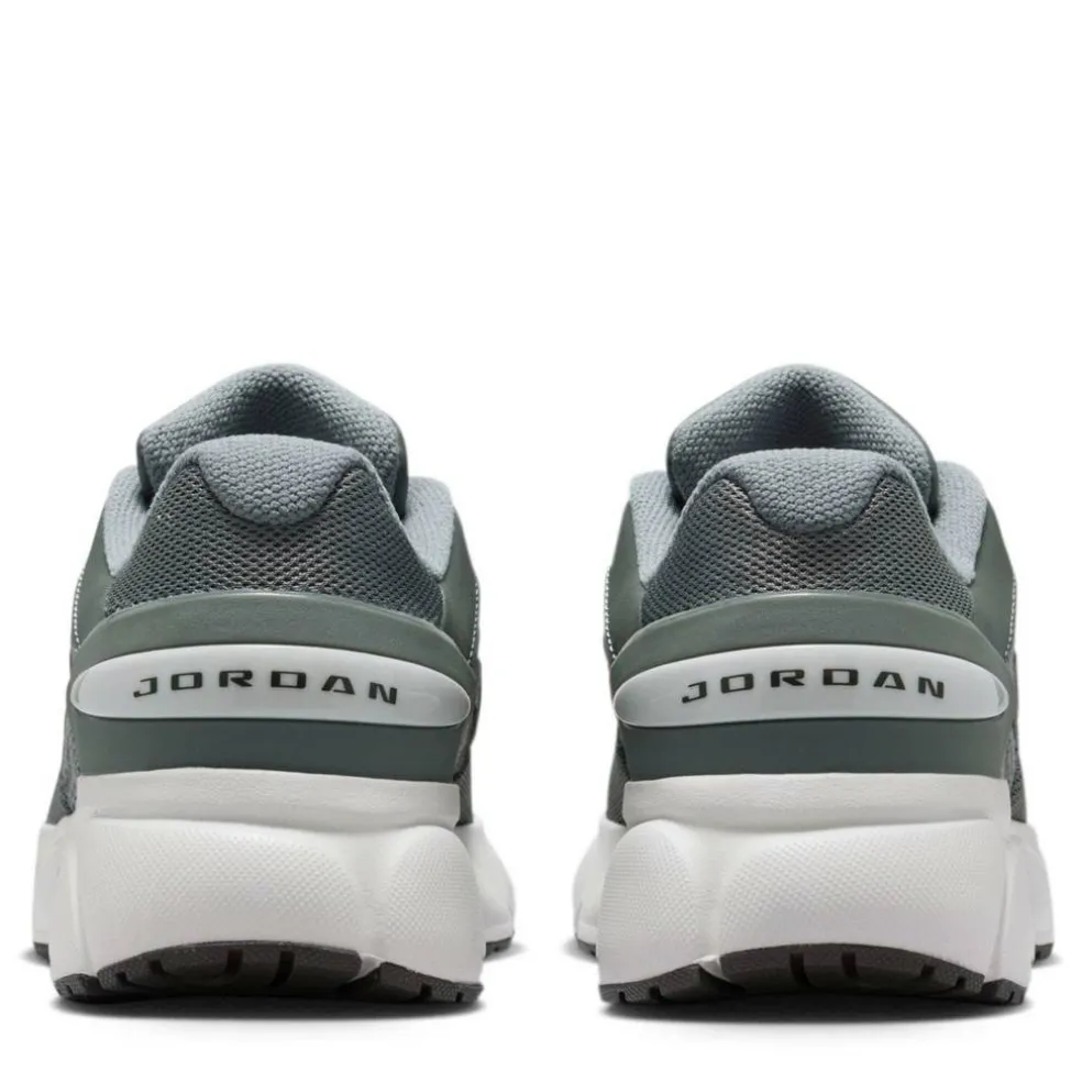 Kids' Basketball Trainers