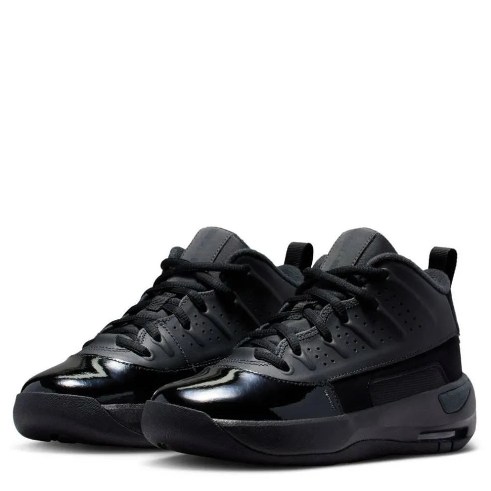 Kids' Max Aura Basketball Trainers