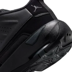Kids' Max Aura Basketball Trainers