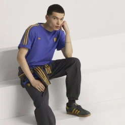 Manchester Icon T-Shirt Mens