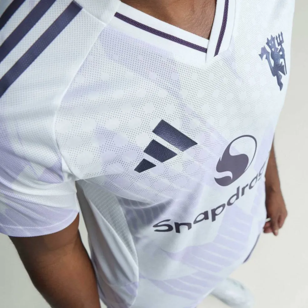 Manchester United Away Authentic Shirt 2025 2026 Adults