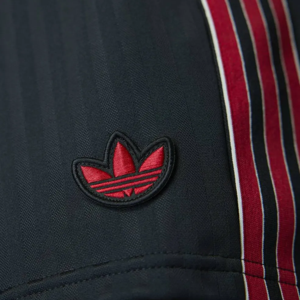 Manchester United FC Terrace Icons Shorts Adults