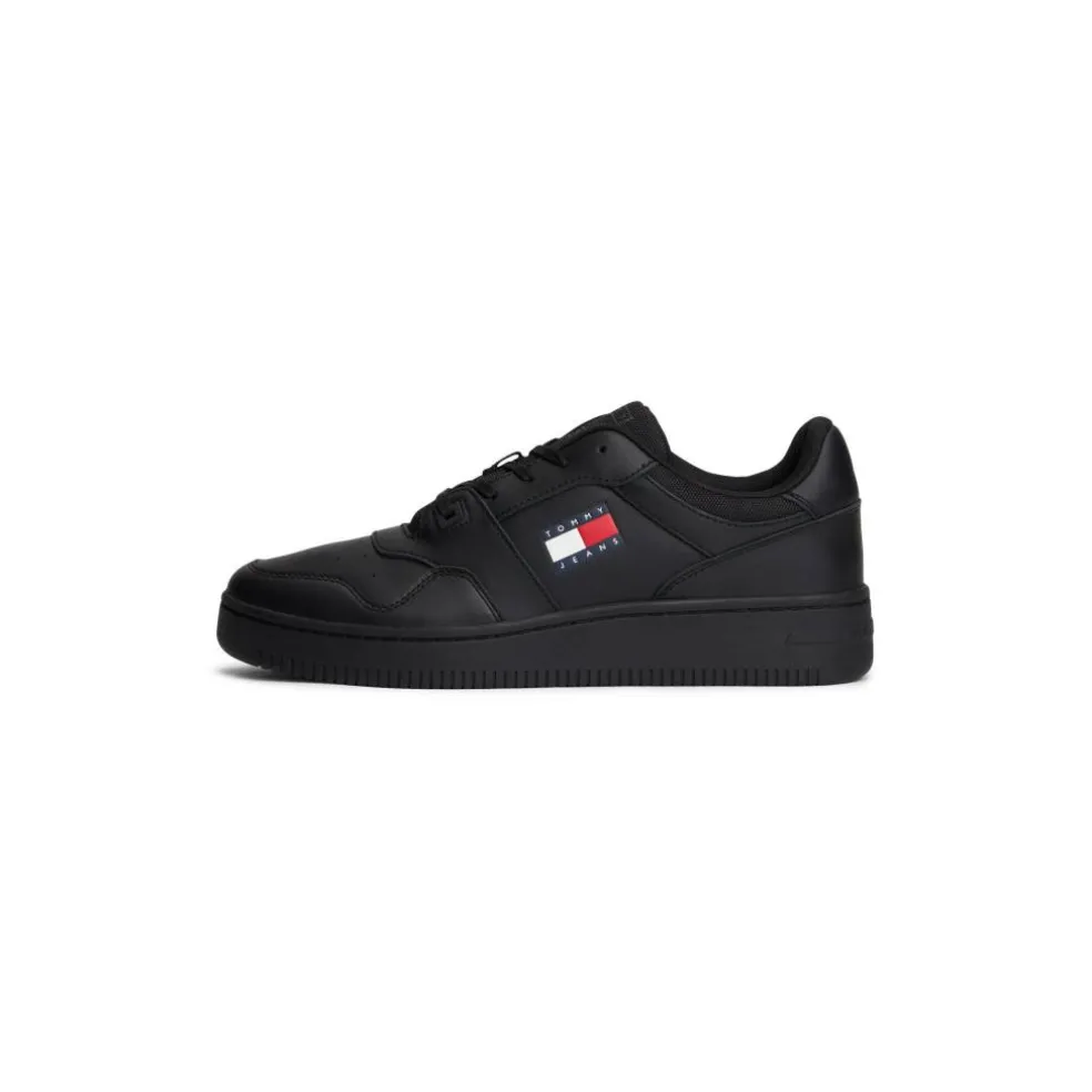 Men's Low-Top Trainers
