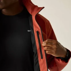 Men's Oakhowe Isotex Waterproof Hiking Jacket
