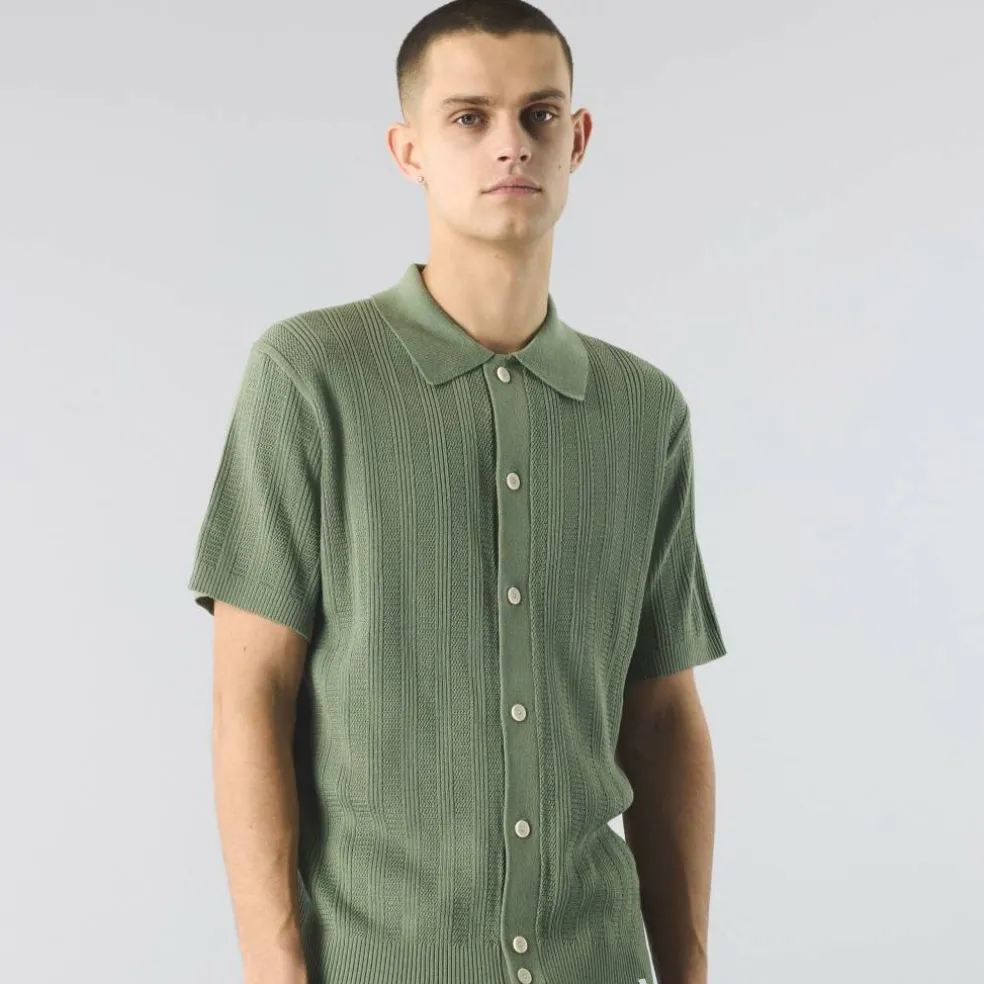 Men's Short-Sleeve Plain Shirt
