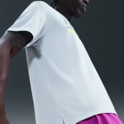 Nike Wint Miler Tee Sn54