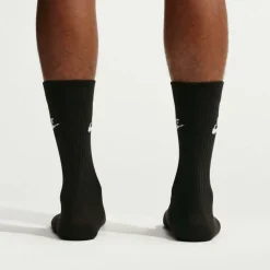 3 Pack of Essential Crew Socks