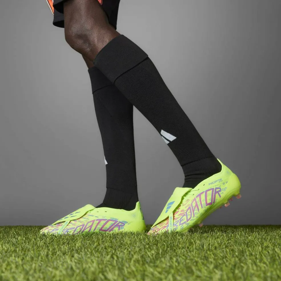 Predator Elite Fold-Over Tongue Firm Ground Football Boots