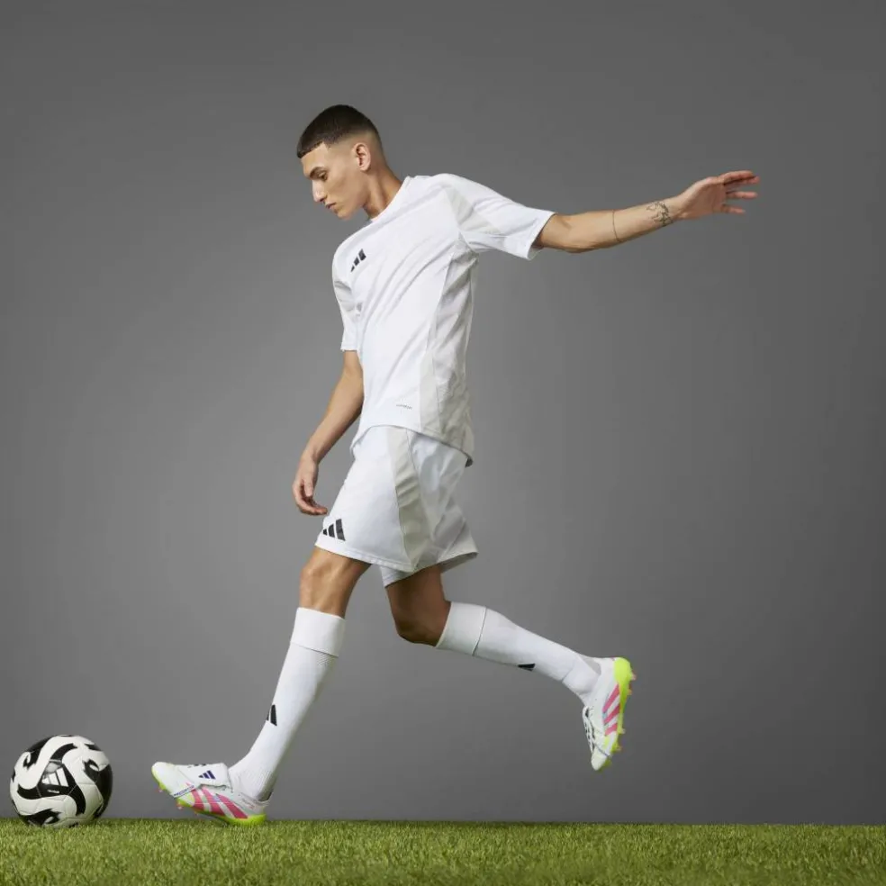 Predator Elite Fold-Over Tongue Firm Ground Football Boots