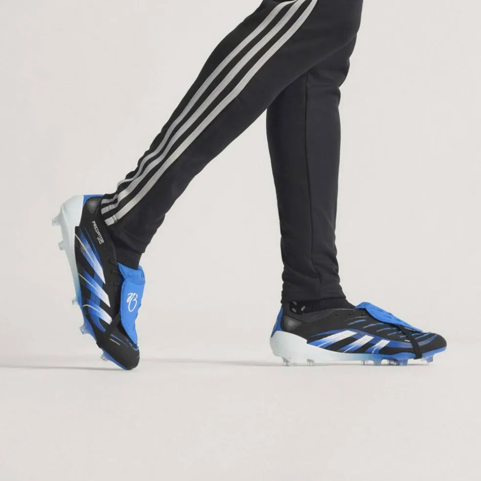 Predator Elite Fold-Over Tongue Firm Ground Football Boots