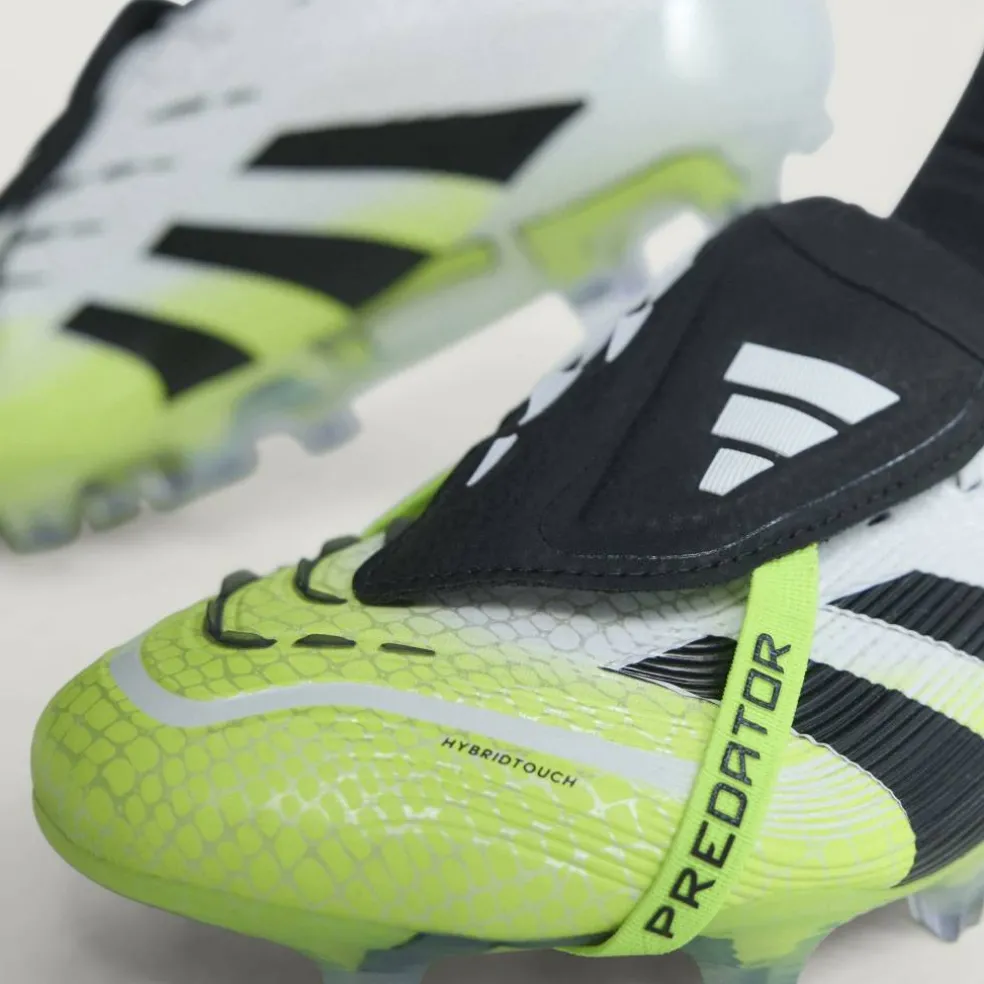 Predator Elite Fold-Over Tongue Firm Ground Football Boots