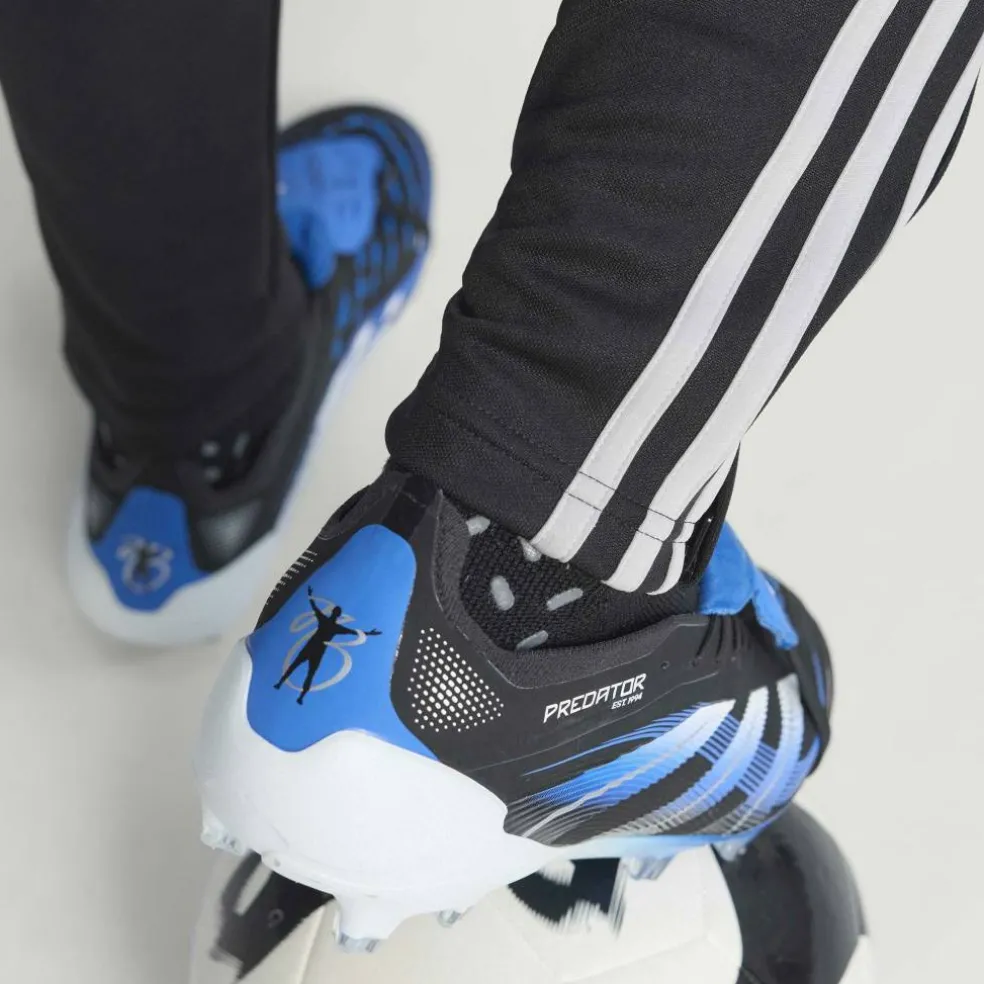 Predator Elite Fold-Over Tongue Firm Ground Football Boots