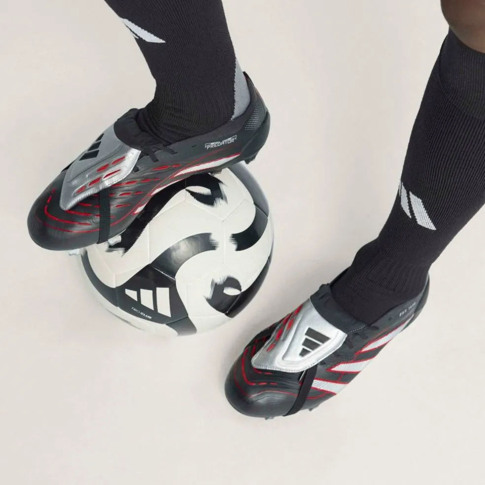 Predator Elite Fold-Over Tongue Firm Ground Football Boots