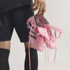 Predator Elite Fold-Over Tongue Firm Ground Football Boots
