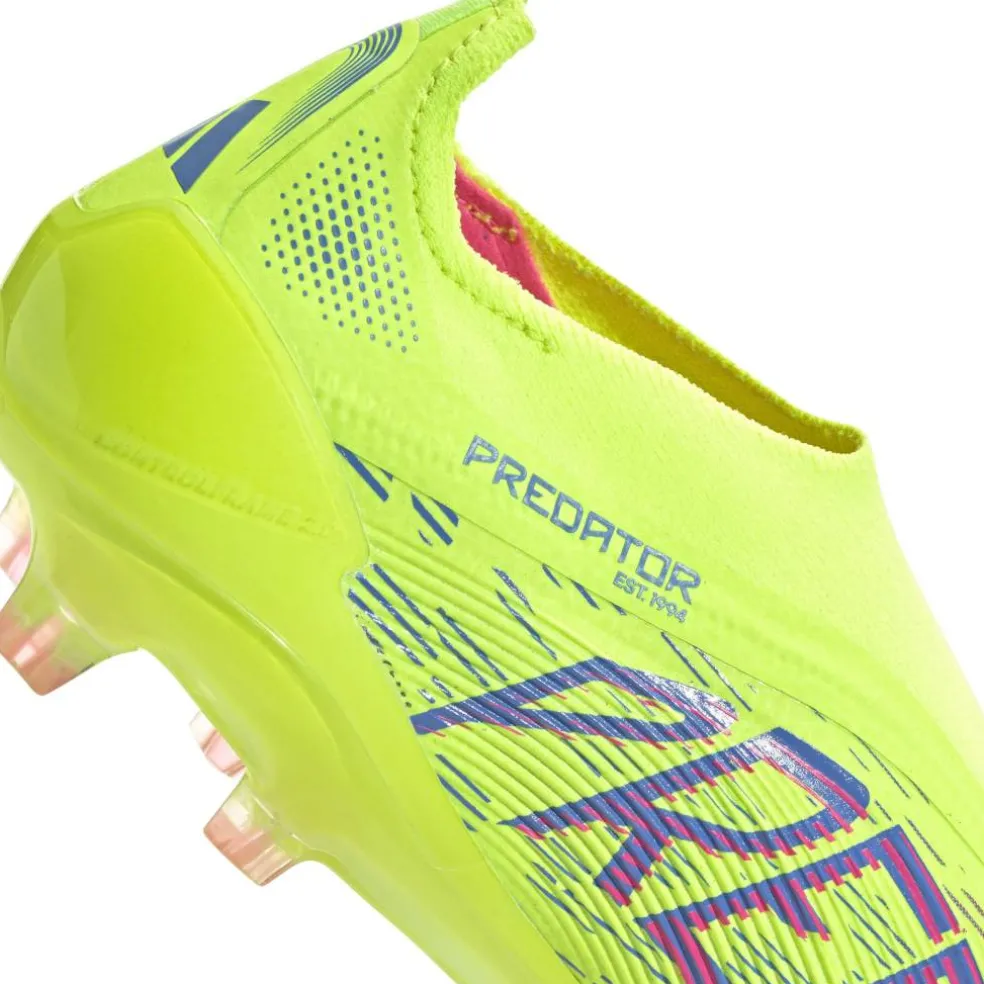 Predator Elite Laceless Firm Ground Football Boots