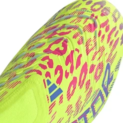 Predator Elite Laceless Firm Ground Football Boots