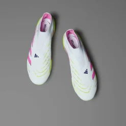 Predator Elite Laceless Firm Ground Football Boots