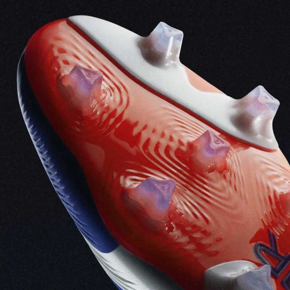 Predator 24 Elite Laceless Firm Ground Football Boots