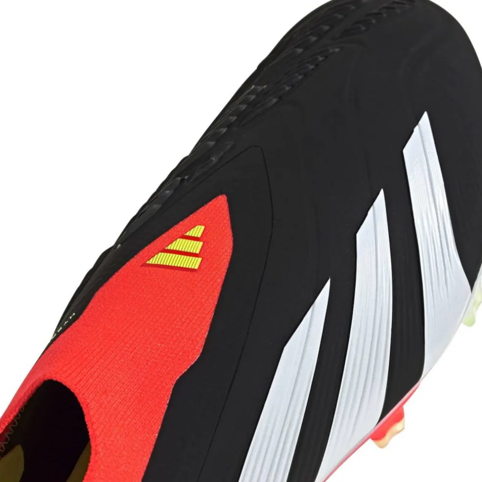 Predator 24 Elite Laceless Firm Ground Football Boots