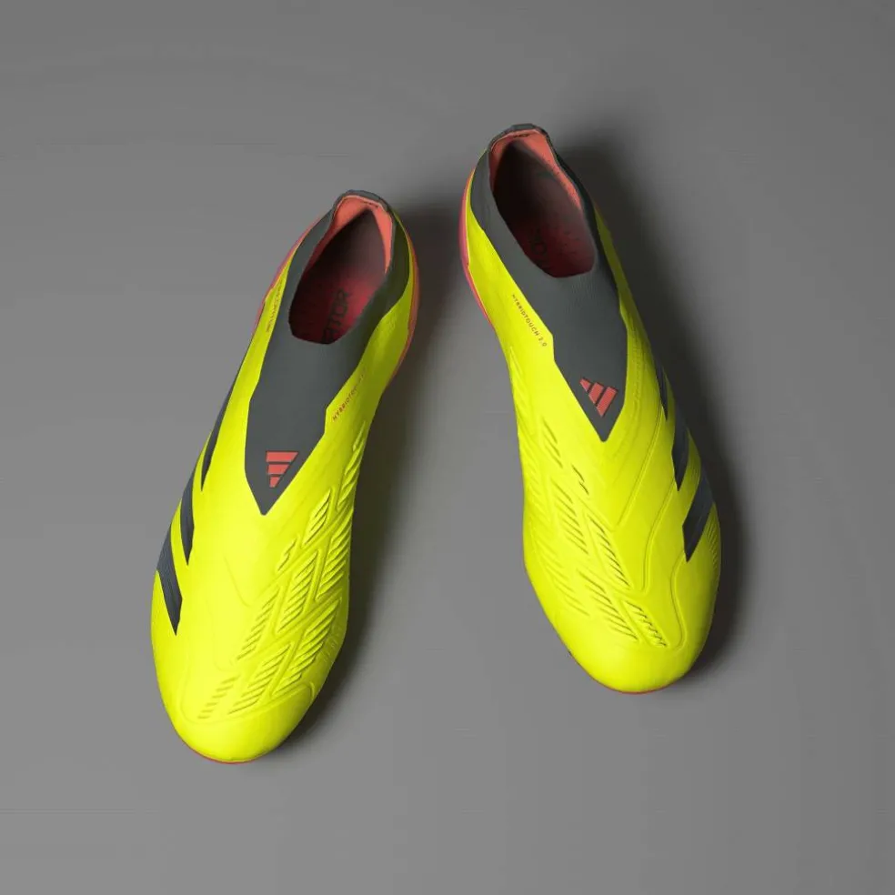 Predator 24 Elite Laceless Firm Ground Football Boots