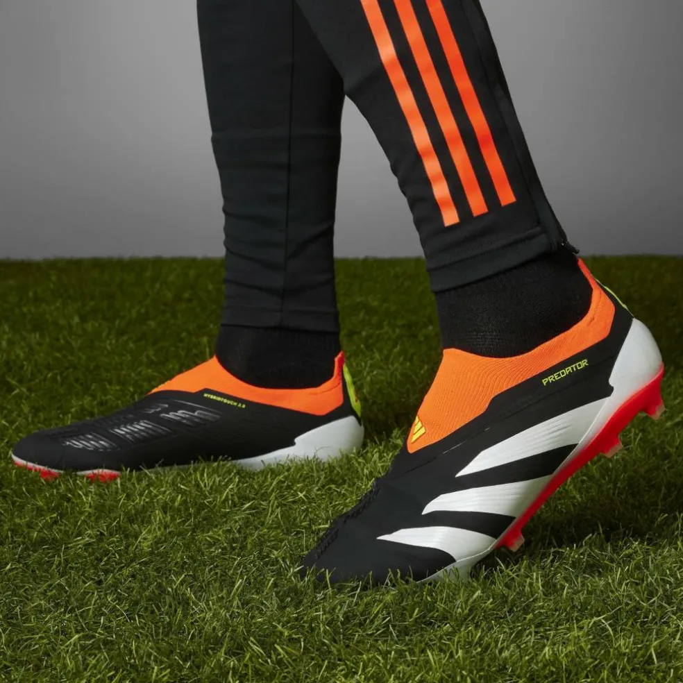 Predator 24 Elite Laceless Firm Ground Football Boots