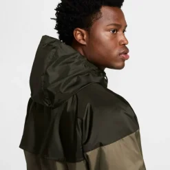 Sportswear Windrunner Men's Hooded Jacket