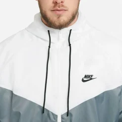 Sportswear Windrunner Men's Hooded Jacket