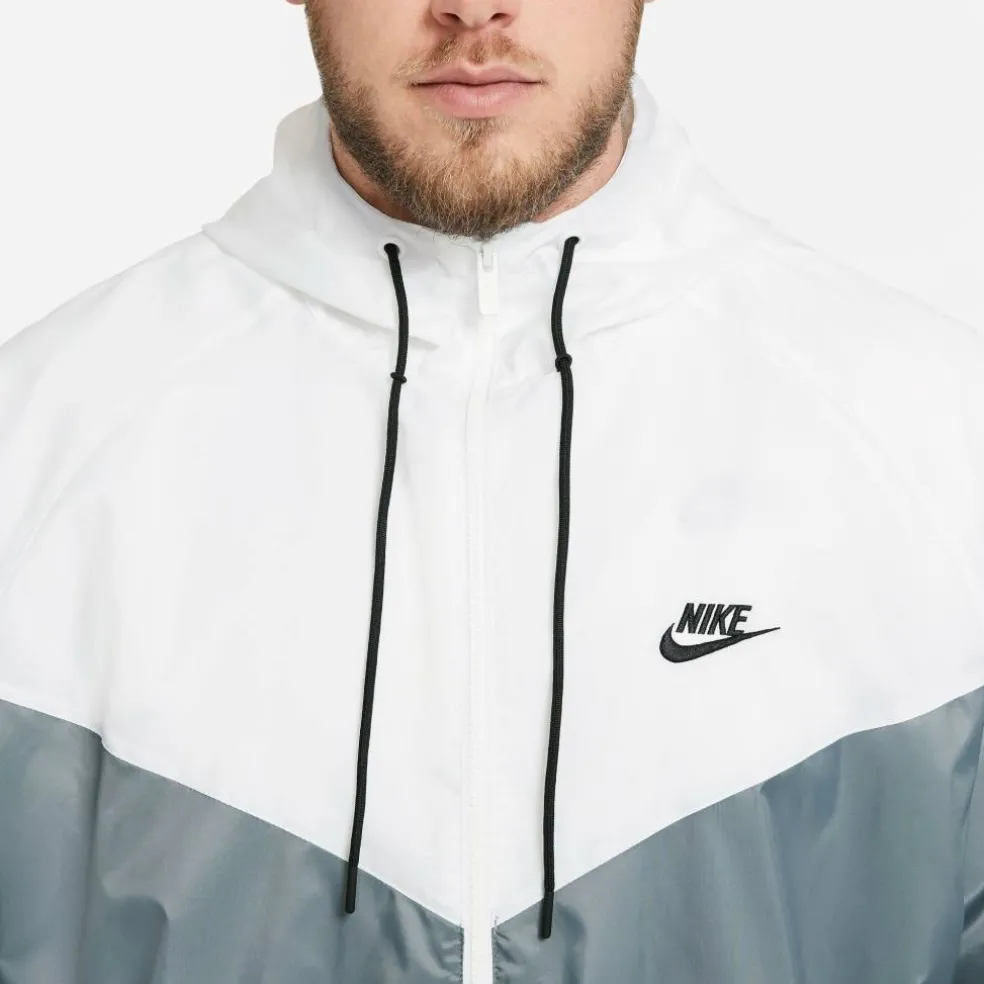 Sportswear Windrunner Men's Hooded Jacket