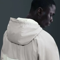 Sportswear Windrunner Men's Hooded Jacket