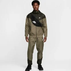 Sportswear Windrunner Men's Hooded Jacket