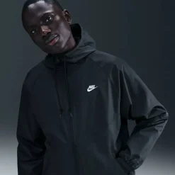 Sportswear Windrunner Men's Hooded Jacket