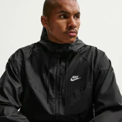 Sportswear Windrunner Men's Hooded Jacket