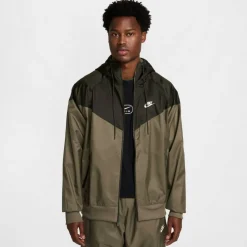 Sportswear Windrunner Men's Hooded Jacket