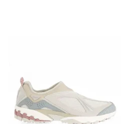 610S Trainers