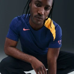 Strike Short-Sleeve Football Top Adults