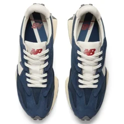 327 Trainers