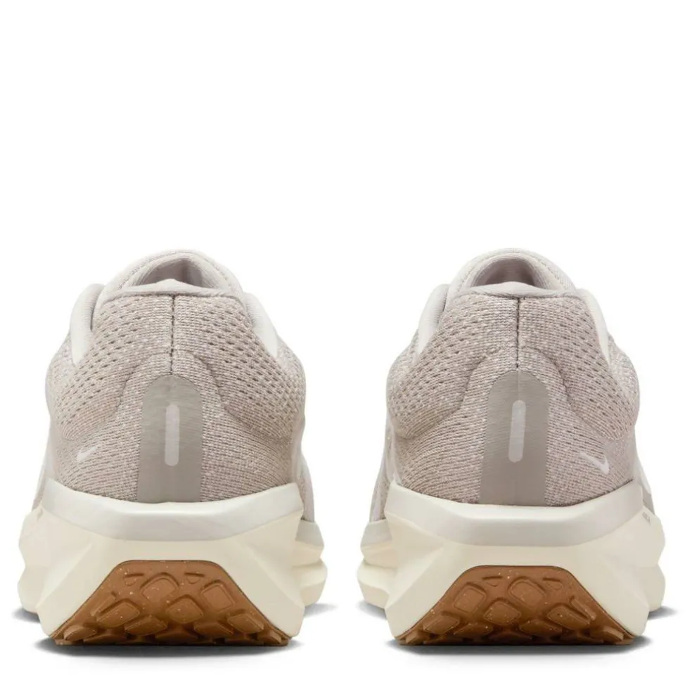 Winflo 11 Mens Road Running Shoes