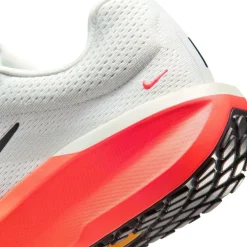 Winflo 11 Mens Road Running Shoes